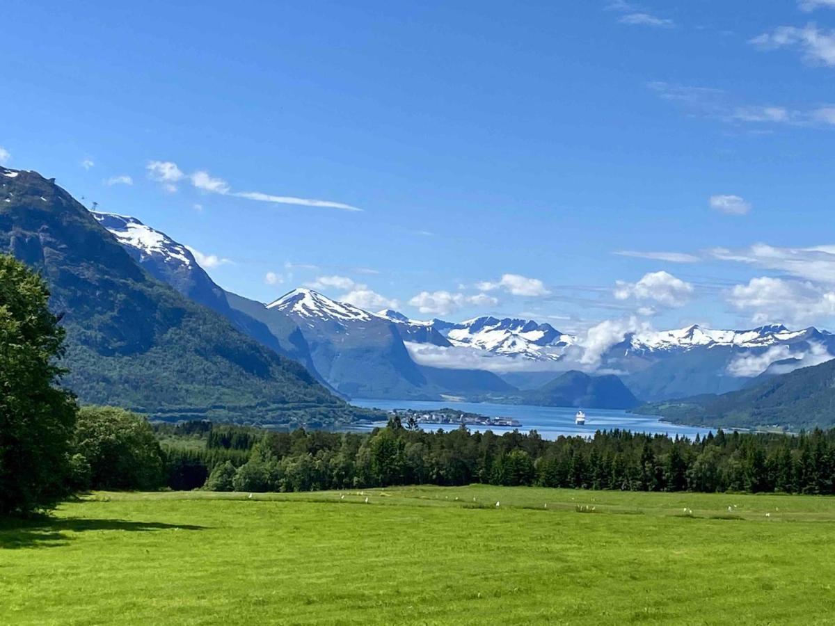 Heinali Hytta Villa Isfjorden Exterior photo